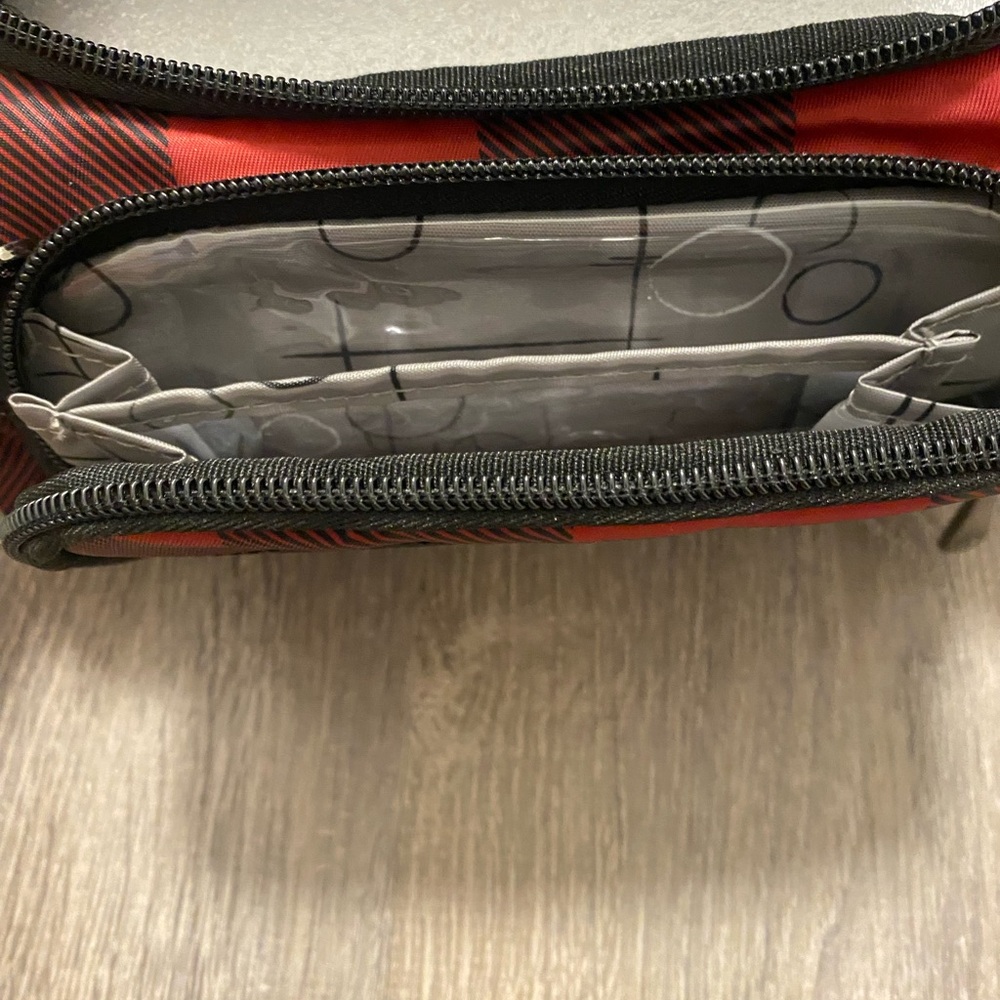 NEW Lug Trolley Mini Cosmetic Case- Red Check Baffalo - Picture 12 of 16